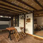 Nomade Caravan Camping