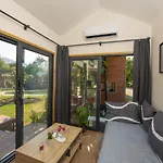 Camping Nomade Caravan *