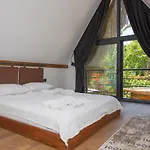 Nomade Caravan *