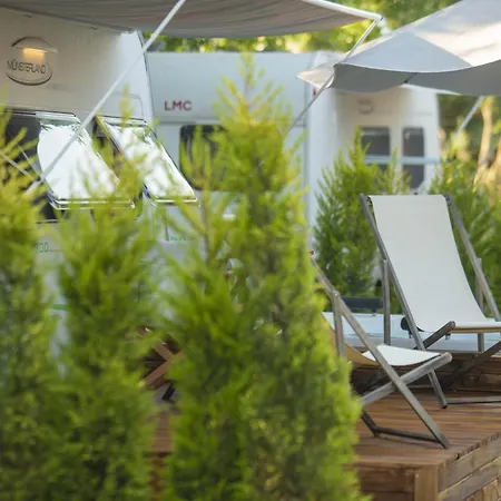 Campingplatz Nomade Caravan *