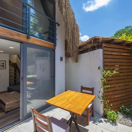 Kemping Nomade Caravan *