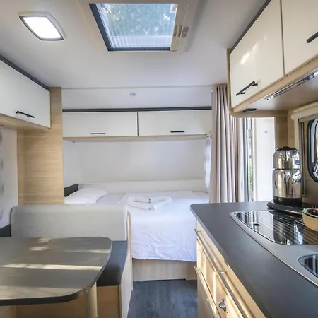 Campsite Nomade Caravan Camping